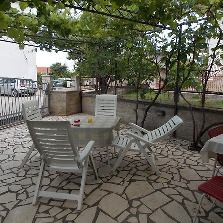Apartments Jonjic Vodice Eksteriør bilde