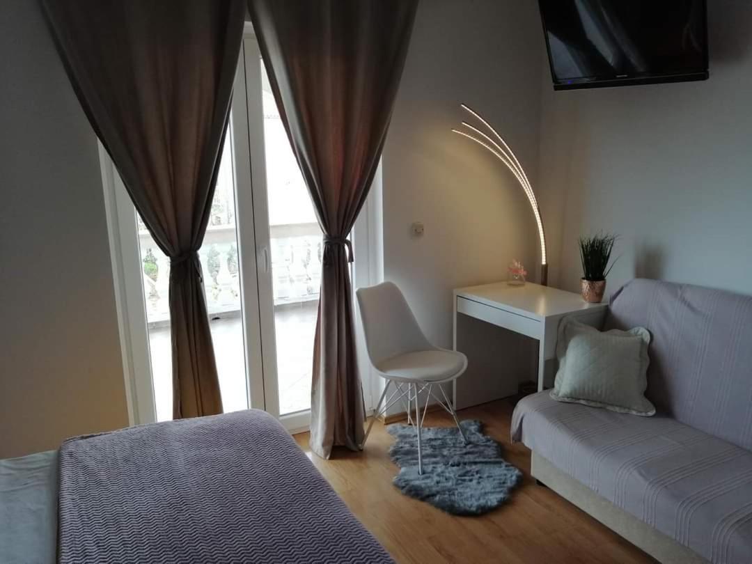 Apartments Jonjic Vodice Eksteriør bilde