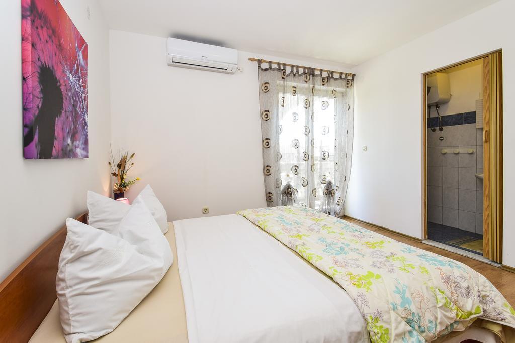 Apartments Jonjic Vodice Eksteriør bilde