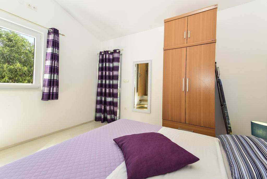 Apartments Jonjic Vodice Eksteriør bilde
