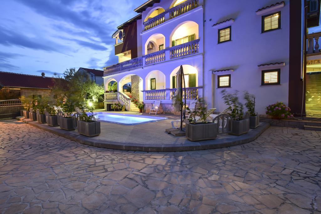 Apartments Jonjic Vodice Eksteriør bilde
